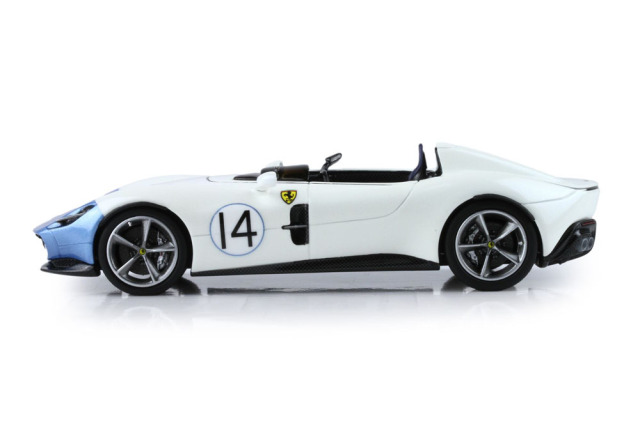 BBRC220BS Ferrari Monza SP1 Bianco Sanae / Blue nose Limited 50pcs