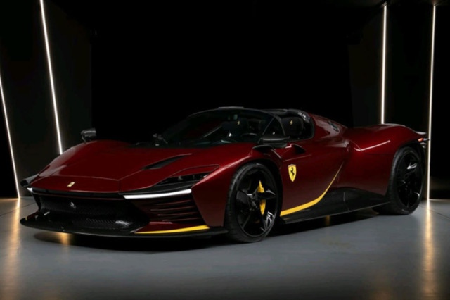 ** 予約商品 ** BBRC267TMM Ferrari Daytona SP3 Serie Icona (Open Roof) Rosso Rubino
