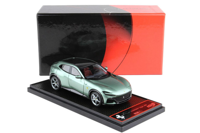 BBRC272PLF Ferrari Purosangue Verde Dora / Carbon roof