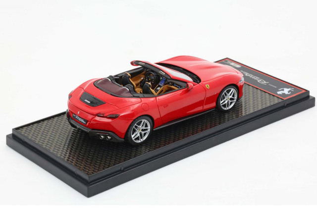新品 希少！1/43 BBR 新型 フェラーリ ローマ ロッソコルサ レッド 新品 希少！1/43 BBR 新型 フェラーリ ローマ ロッソコルサ