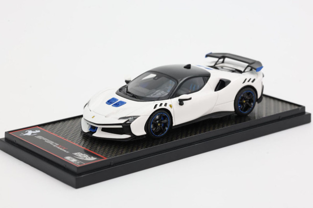 BBRC285L1 Ferrari SF90XX Stradale Bianco Cervino / Blue Limited 24pcs