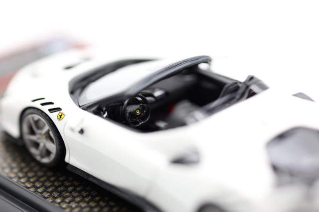 お取り寄せ商品】 BBRC286L Ferrari SF90XX Spider Bianco