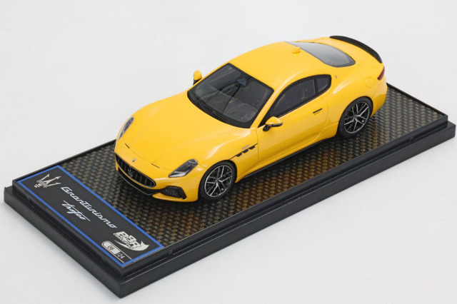 BBRC297C Maserati Granturismo Trofeo 2023 Giallo Corse Limited 24pcs