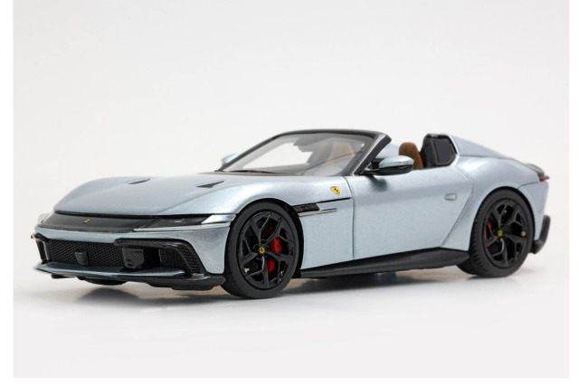 BBRC300D 1/43 Ferrari 12 Cilindri Spider Grigio Titanio LImited