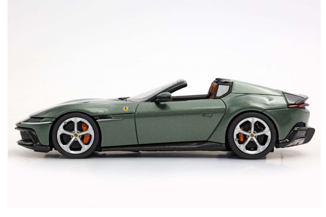 再入荷待ち ** BBRC300E 1/43 Ferrari 12 Cilindri Spider Verde