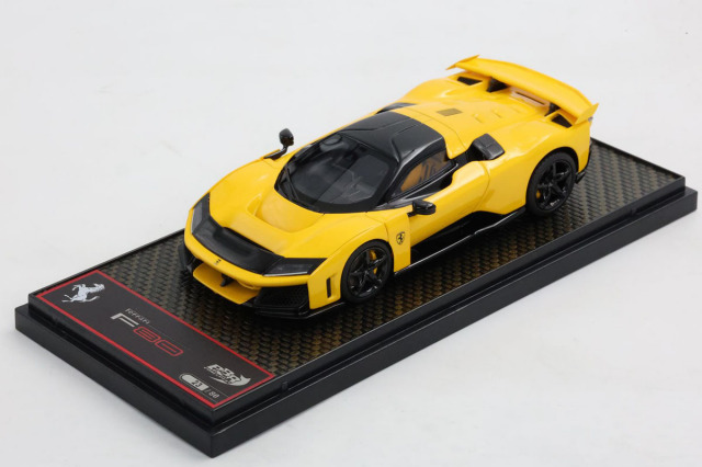 ** 予約商品 ** BBRC305B1 1/43 Ferrari F80 Optional carbon Giallo Modena /Carbon Wheels Limited 80pcs