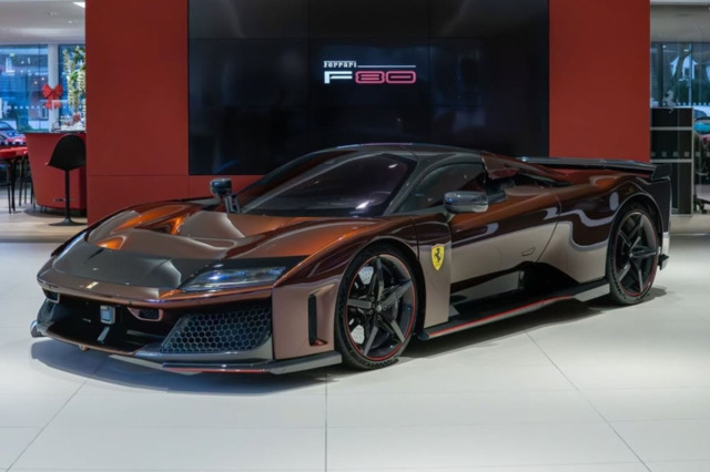 ** 予約商品 ** BBRC305Q 1/43 Ferrari F80 Rosso Taormina Limited 48pcs