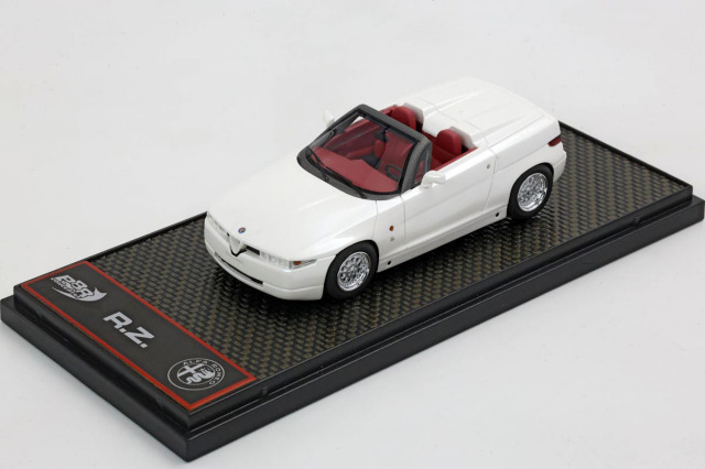 ** 予約商品 ** BBRC311E Alfa Romeo RZ Roadster Pearl White Limited 50pcs