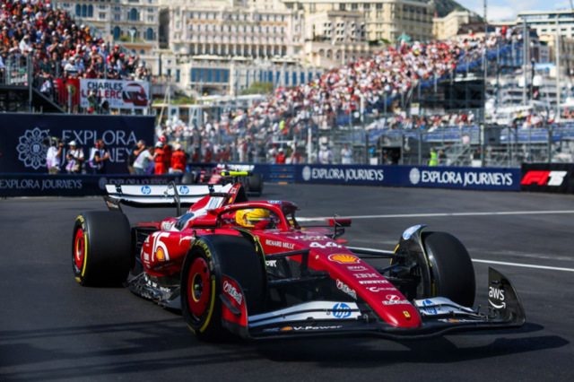 sf 71hです。 ルックスマート LS64025 1/64 フェラーリ SF-25 ウィナー 中国
