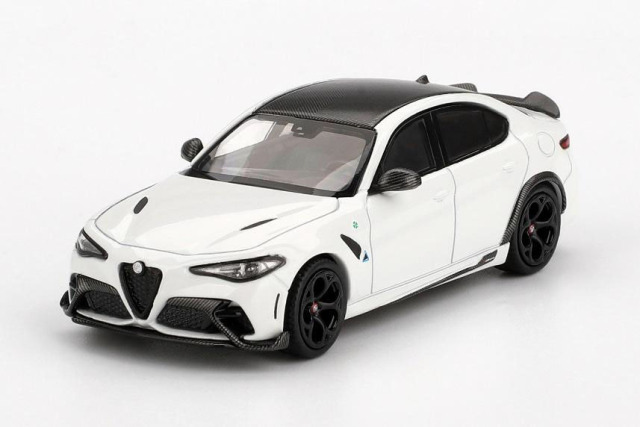 予約商品 ** BBR DIE6425 1/64 Alfa Romeo Giulia GTA White ミニカー