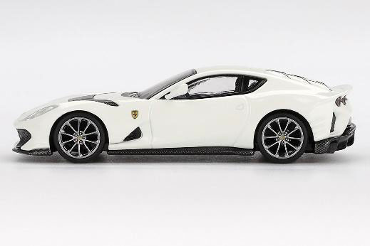 1/64フェラーリ812コンペティツィオーネ　ホワイト 予約商品 ** BBR FER64010 1/64 Ferrari 812 Competizione