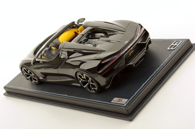 MR collection BUG015A 1/18 Bugatti W16 Mistral Black ミニカー専門