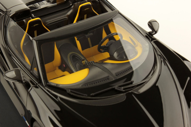 MR collection BUG015A 1/18 Bugatti W16 Mistral Black ミニカー専門