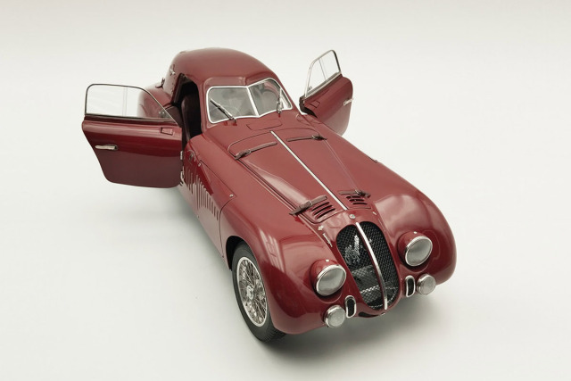 アルファロメオ クラシックカー ミニチュア Amazon.co.jp: 1/18カーモデルコレクション-ミニカーモデル