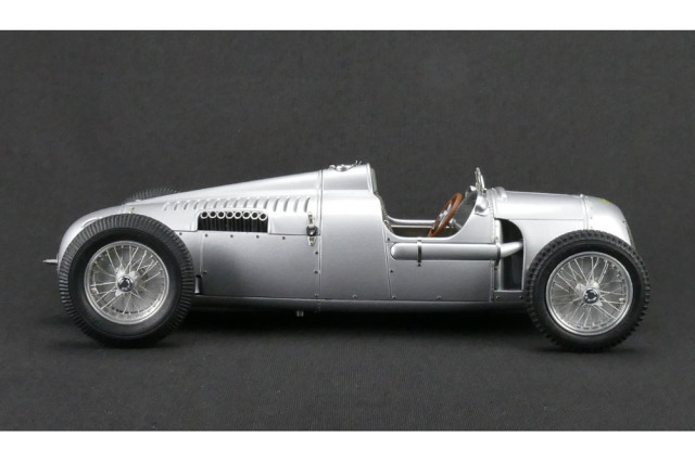 ミニカーCMCシーエムシー アウト・ウニオン タイプC 1/18 完成品 新品 ミニカーCMCシーエムシー アウト・ウニオン タイプC 1/18 完成品 新品