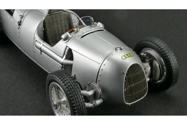 ミニカー 1/18 AUTO UNION TYP C アウトウニオン CMC 1/18 アウト