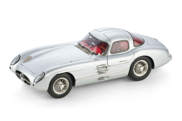 CMC M076 1/18 Mercedes-Benz 300 SLR Coupe 1955 Red interior