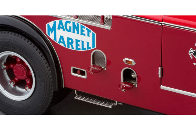 お取り寄せ商品】 CMC M-084 1/18 Ferrari Renntransporter Fiat