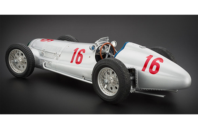特価 CMC (1/18) メルセデスベンツ W196 1:18 Scale CMC Die-Cast M-006 Mercedes-Benz W196 Silberpfeil