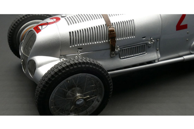 お取り寄せ商品】 CMC M114 1/18 Mercedes Benz W125 Donington GP
