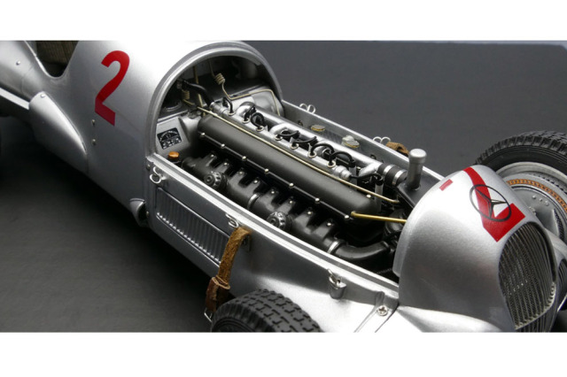 お取り寄せ商品】 CMC M114 1/18 Mercedes Benz W125 Donington GP