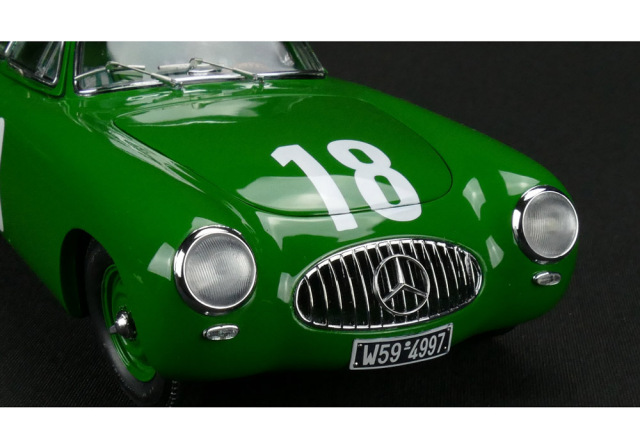 お取り寄せ商品】 CMC M158 1/18 Mercedes Benz 300SL Great