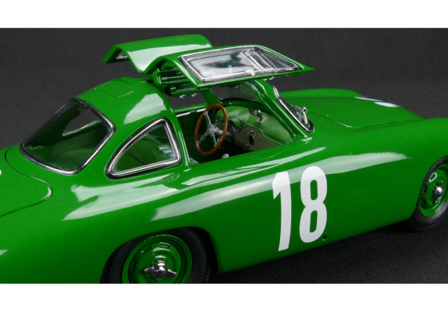 【幻の逸品】Mercedes 300 SL ダイキャストモデル　ベルンGP 1:24 メルセデスベンツ 300SL 1936 合金モデルカーのおもちゃ