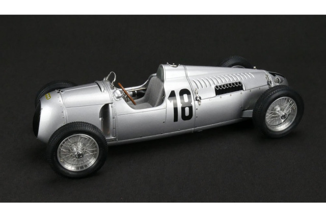 ミニカーCMCシーエムシー アウト・ウニオン タイプC 1/18 完成品 新品 ミニカーCMCシーエムシー アウト・ウニオン タイプC 1/18 完成品