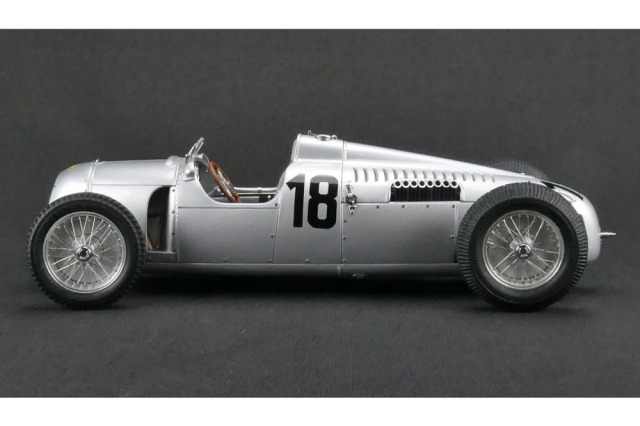 ミニカー Auto Union Typ C 1936-1937 1/18 CMC お取り寄せ商品】 CMC M034 1/18 Auto Union Type C 1936-1937