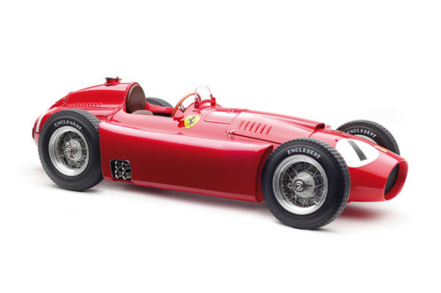 【お取り寄せ商品】 CMC M197 1/18 Ferrari D50 1956 GP England #1 Fangio Limited Edition 1000 pcs