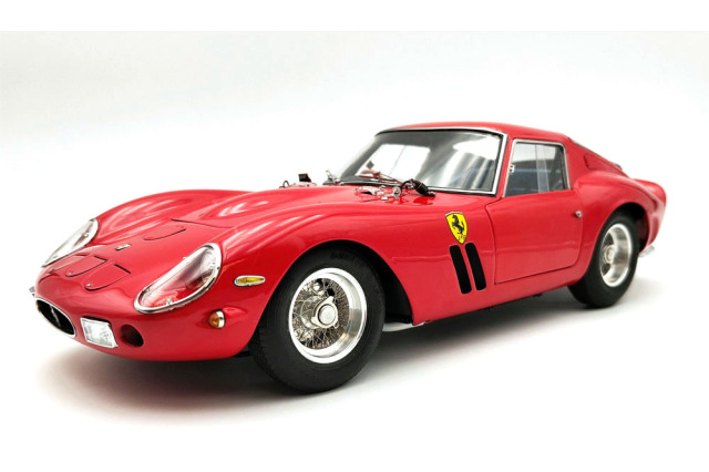 Ferrari 250 GTO 1962 Rouge CMC M-256 – Modèle Réduit 1/18 époustouflant
