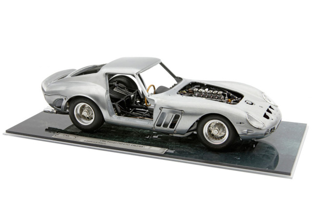 CMC M-273 1/18 Ferrari 250 GTO 1962/64 Special Model for Asia Limited 200pcs