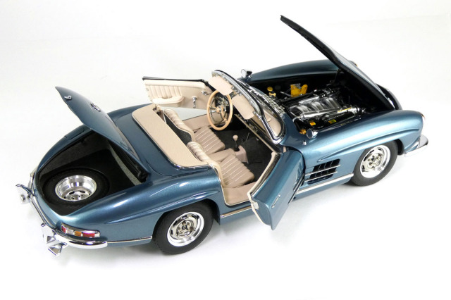CMC M-283 1/18 Mercedes-Benz 300 SL W198 Hardtop Blue metallic