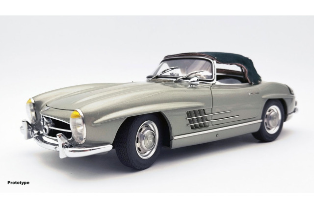 ** 予約商品 ** CMC M-294 1/18 Mercedes-Benz 300 SL W198 Softtop Green Limited 1500pcs 
