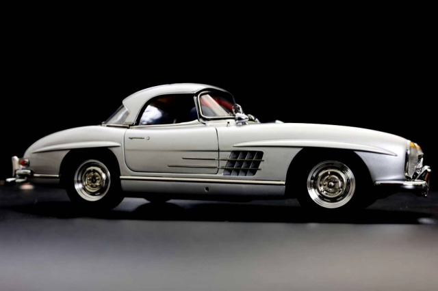 ** 予約商品 ** CMC M-330 1/18 Mercedes-Benz 300 SL W198 Roadster open Silver