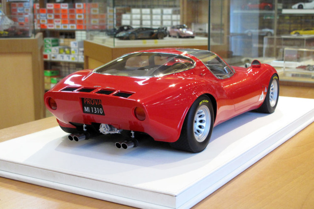DMH 1/8 Alfa Romeo Tipo 33 Stradale Red Limited 33pcs