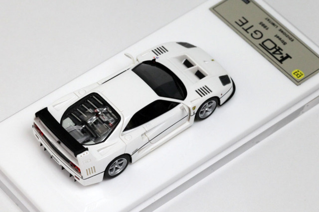 DMH DM64A024 1/64 Ferrari F40GTE Pearl White Limited 199pcs