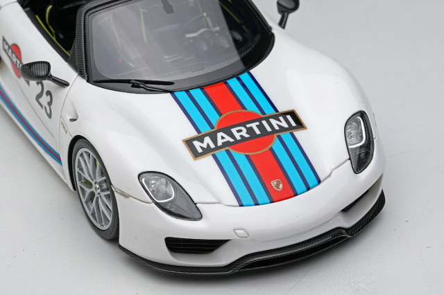 ポルシェ 918スパイダー 1/18 ホワイト マルティーニ Make Up Co., Ltd. / Porsche 918 Spyder Weissach package 2011