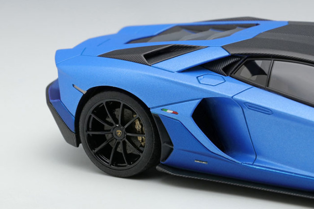 アイドロンmake upランボルギーニLP780-4 Ultimae Make Up Co., Ltd