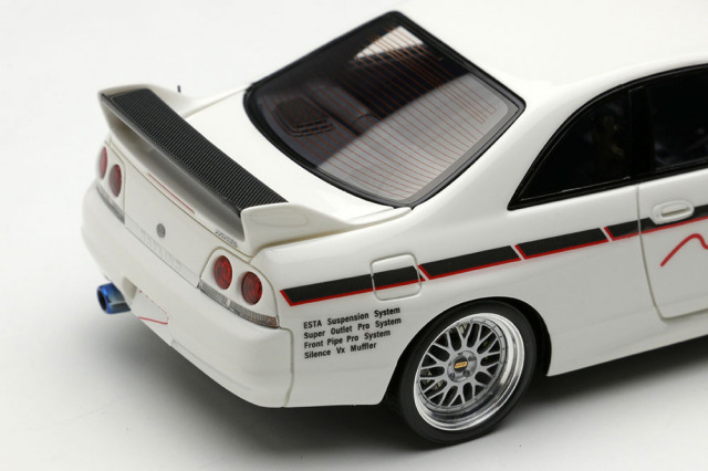 アイドロン EM645B マインズ スカイライン GT-R (BCNR33) ホワイト