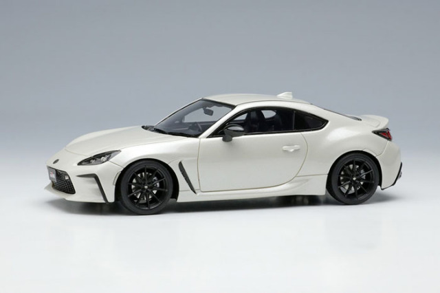 【お取り寄せ商品】 EIDOLON EM659B Toyota GR 86 RZ 2021 Crystal White Pearl