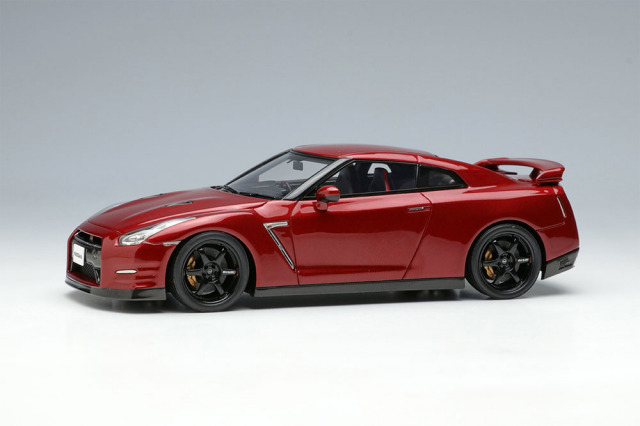 【お取り寄せ商品】 EIDOLON EM683A Nissan GT-R Track edition engineered by Nismo 2015 Gold Flake Red Pearl Limited 50pcs