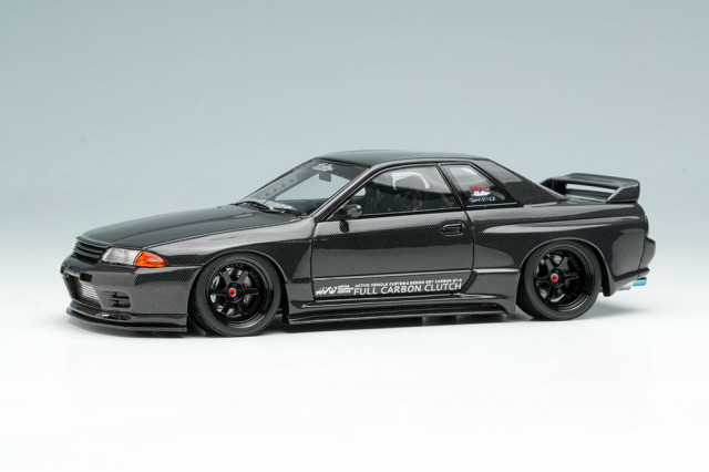 EIDOLON EM691 Garage Active Full Dry Carbon-R SEMA show 2021 Visible Carbon