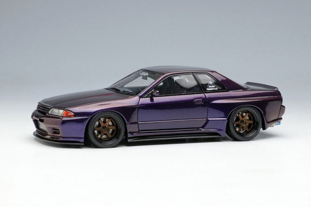 EIDOLON EM692 Garage Active Full Dry Carbon-R SEMA show 2022 Visible Carbon Mid Night Purple3