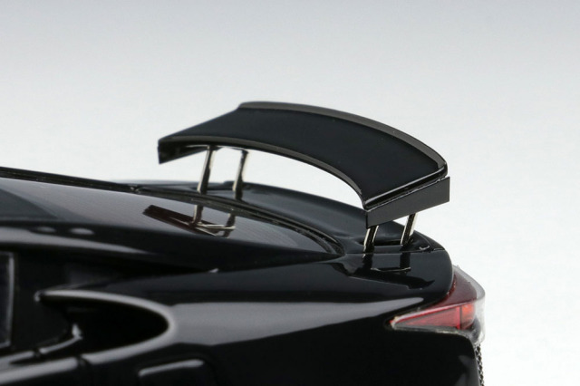 Make Up Co., Ltd. / Lexus LFA 2010 Rear Wing up