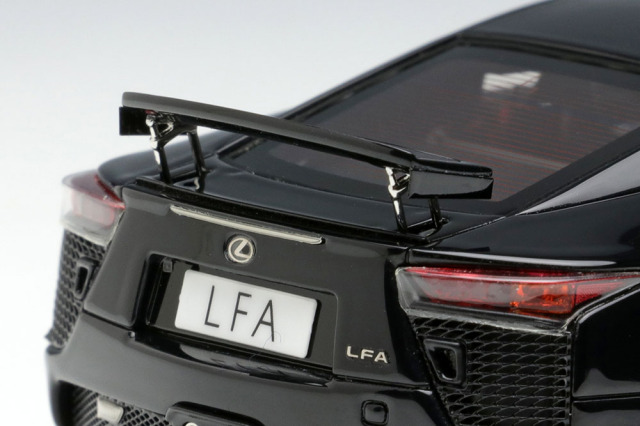 アイドロン EM698B レクサス LFA 2010 リアウィングアップ