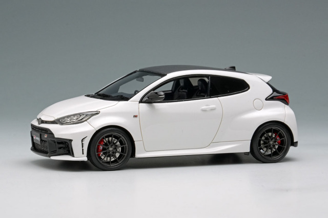 【お取り寄せ商品】 EIDOLON EM762B Toyota GR Yaris RZ High Performance 2024 Platinam White Pearl Mica