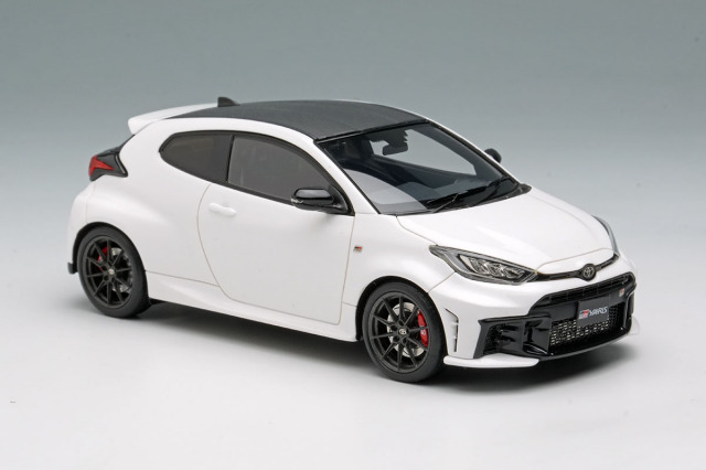 アイドロンGRヤリスハイパフォーマンス アイドロン EM704A トムス GR ヤリス 2021 スーパーホワイト2