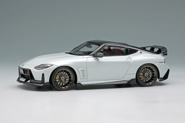 【お取り寄せ商品】 EIDOLON EM797B IMPUL Fairlady Z 2023 Prism White / Super Black Limited 60pcs