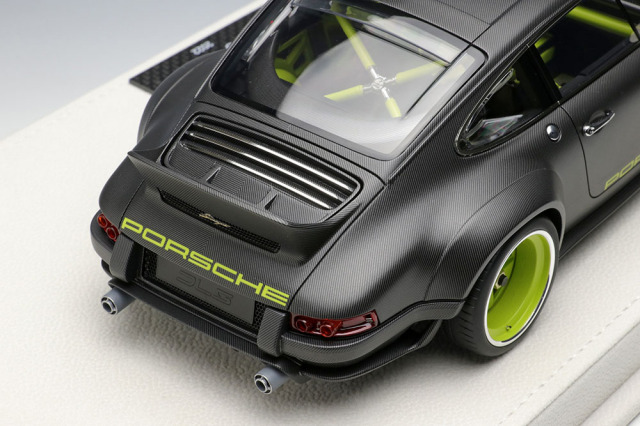 アイドロン EML018F 1/18 シンガー 911 DLS 2022 ライトゴールド (限定